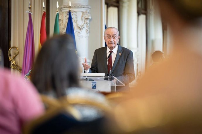 Francisco de la Torre, alcalde de Málaga, en rueda de prensa