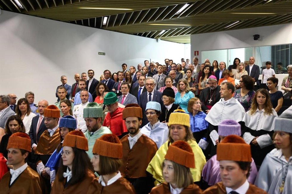 Acto de apertura del curso en la USJ.