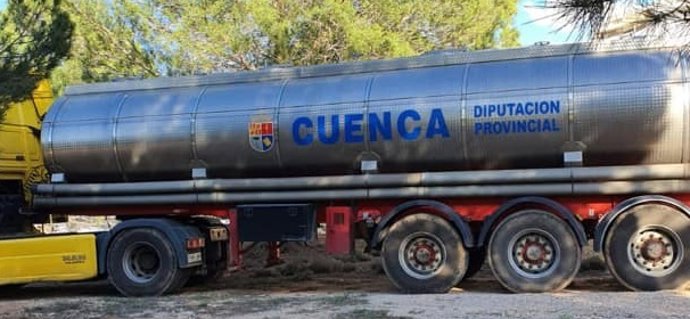 Una cisterna de 20.000 litros de la Diputación de Cuenca abastecerá de agua potable al Señorío de Illescas.