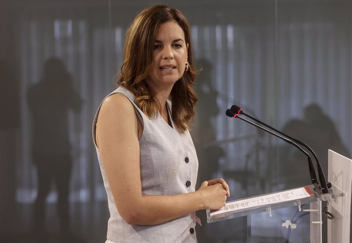 Archivo - Sandra Gómezinterviene durante una rueda de prensa en la sede del PSPV