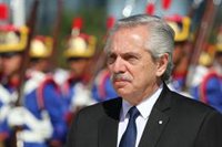 Fernández alerta de las voces antidemocráticas y los discursos del odio por el aniversario del golpe de Pinochet