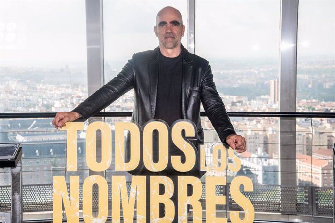 Luis Tosar posa en el photocall de la película 'Todos los nombres de Dios', a 11 de septiembre de 2023, en Madrid (España).