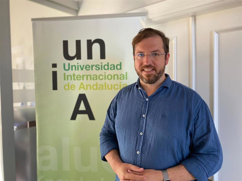 El catedrático en Constitucionalismo económico e integración europea y diputado del Partido Popular (PP) en el Parlamento Vasco, Luis Gordillo Pérez, en la UNIA.