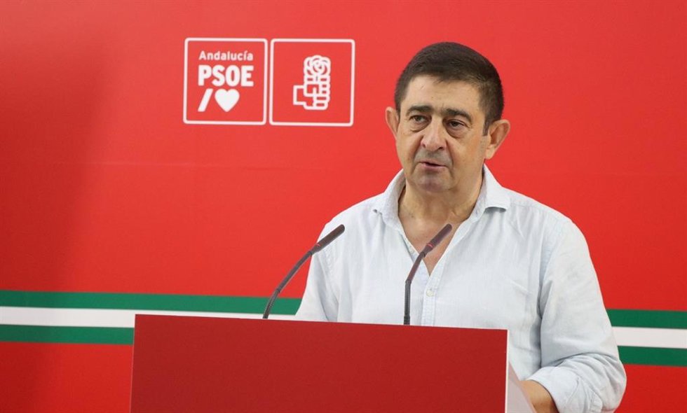 Francisco Reyes.