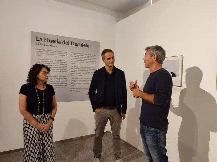 Visita a la exposición 'La huella del deshielo'