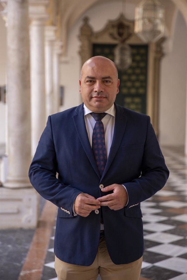 El presidente de la Fundación Botí y delegado de Cultura de la Diputación, Gabriel Duque, en la presentación