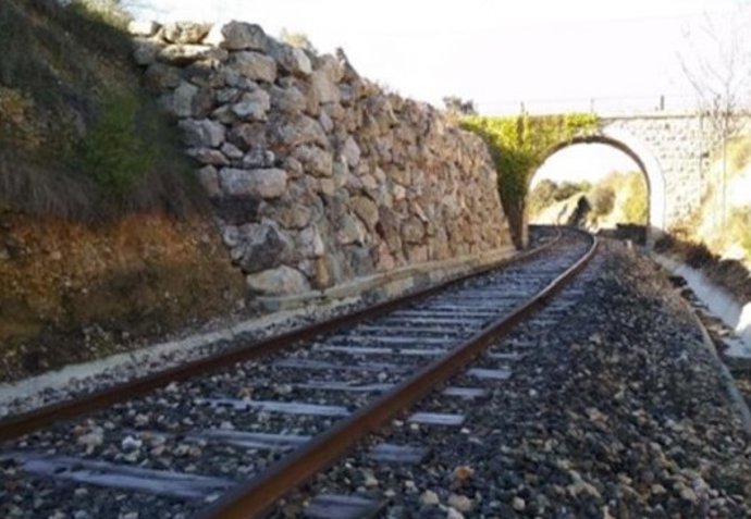 El Gobierno autoriza las obras de renovación integral de vía en la línea Xtiva-Alcoi por 117 millones de euros