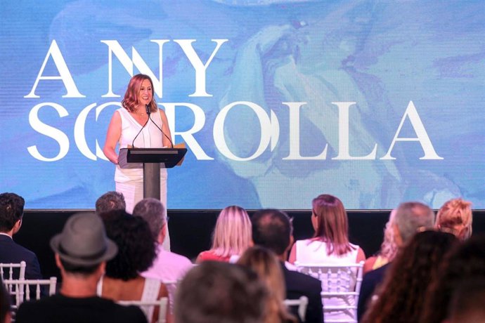 Lalcaldesa de Valncia, María José Catalá, participa en la presentación del vídeo "Todo es luz"