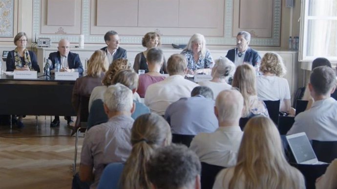 Rueda de prensa en Zurich para presentar la investigación sobre abusos sexuales en la Iglesia.