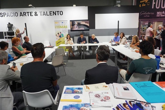 Autoridades en MadridJoya en una imagen de archivo.