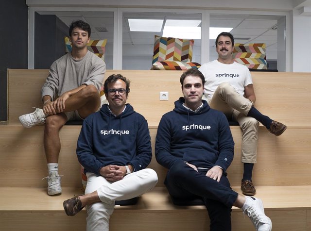 Equipo de Sprinque.