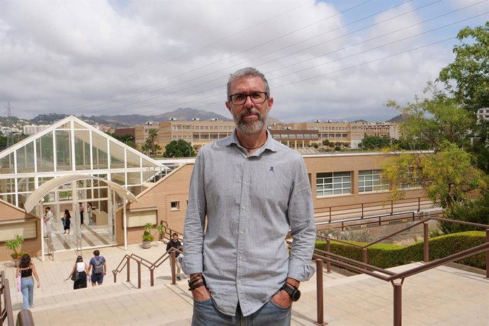 Antonio Gallegos, investigador de la UMA que lidera el estudio