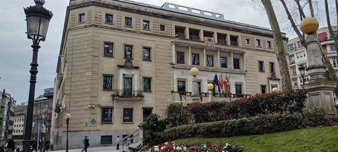 Archivo - Sede de los juzgados en Bilbao.