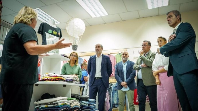 El presidente de Canarias, Fernando Clavijo, en una visita al centro de FP César Manrique