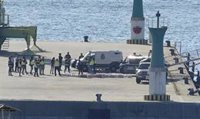 Descargada en el puerto de Vigo la cocaína transportada por el pesquero interceptado frente a las Rías Baixas