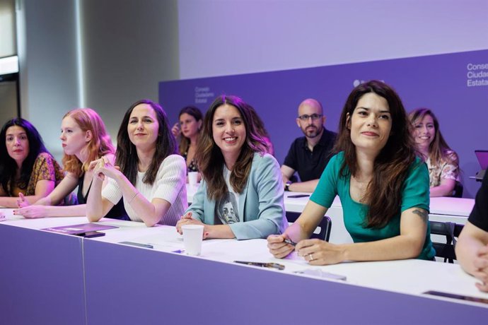 Archivo - La secretaria general de Podemos y ministra de Derechos Sociales y Agenda 2030, Ione Belarra, participa junto a la ministra de Igualdad, Irene Montero, en el Consejo Ciudadano de partido en la sede Podemos, a 17 de junio de 2023, en Madrid (Es