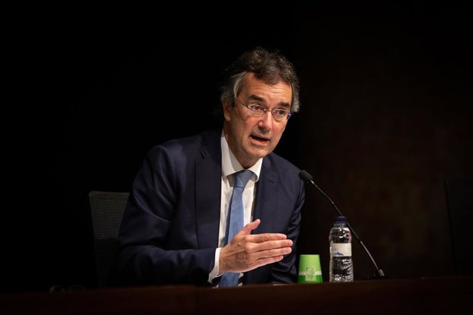 Archivo - El presidente del Consorci Turisme de Barcelona, Eduard Torres, durante su intervención en la presentación del Plan de Acciones para reimpulsar el turismo en la ciudad, en La Pedrera, Barcelona, Catalunya (España), a 30 de junio de 2020.