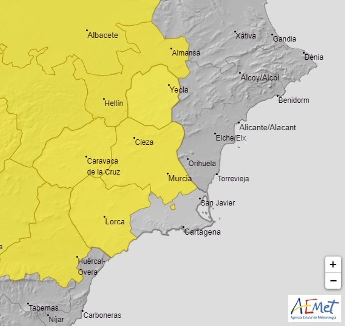 La Aemet emite un aviso de nivel amarillo por lluvia y tormentas para esta tarde y noche en toda la Región de Murcia, excepto el Campo de Cartagena y Mazarrón