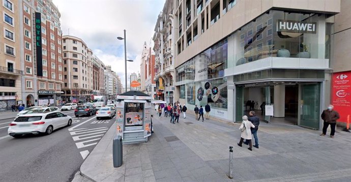Local comercial situado a la altura del 48 de la Gran Vía de Madrid.