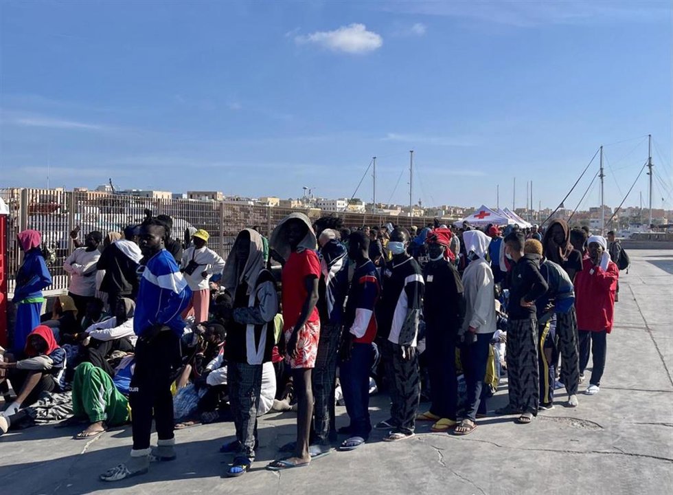 Llegada de migrantes a la isla italiana de Lampedusa