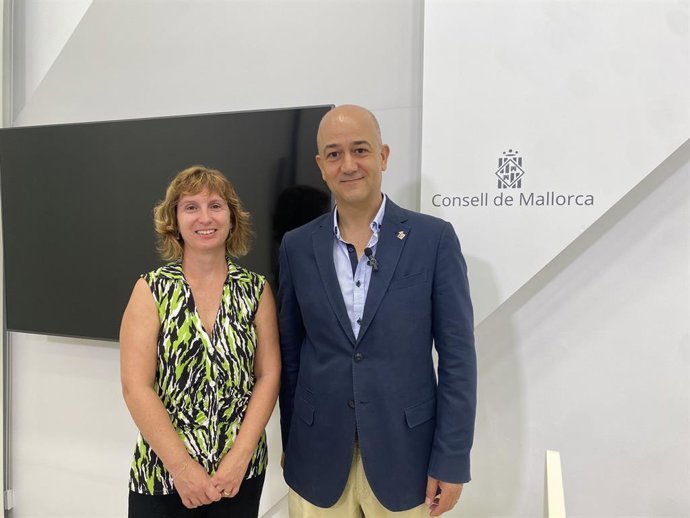 Los representantes de El PI en el Consell de Mallorca, Magdalena Vives y Antoni Salas.