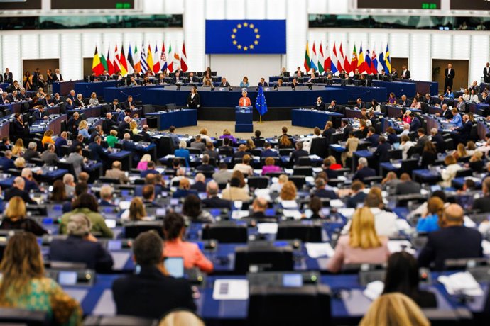 13 September 2023, France, Strasbourg: Ursula von der Leyen (C), President of the European Commission, delivers a speech in the European Parliament on the state of the European Union and its plans and strategies for the future. Photo: Philipp von Ditfur