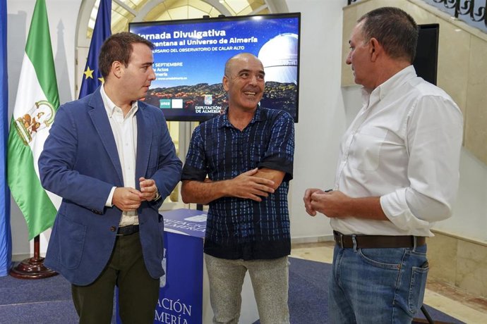 Presentación de las jornadas en la UNED sobre el observatorio de Calar Alto