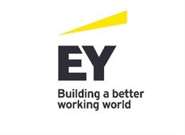 Archivo - Logo de EY.