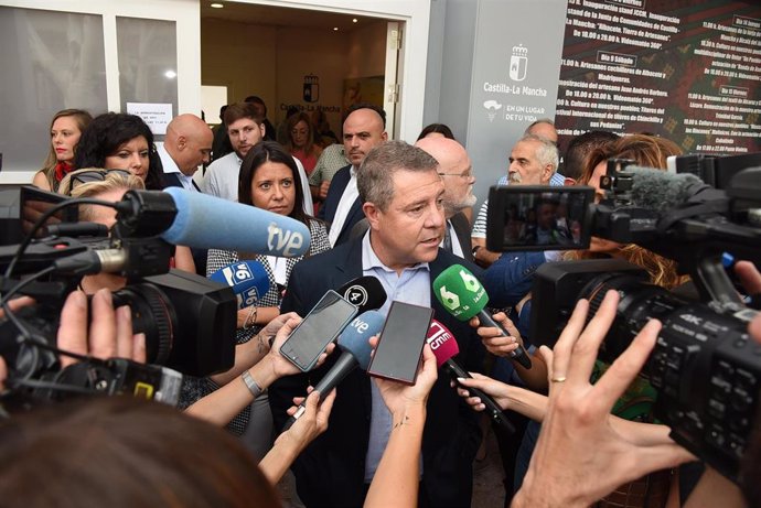 El presidente de C-LM, Emiliano García-Page, en la Feria de Albacete.