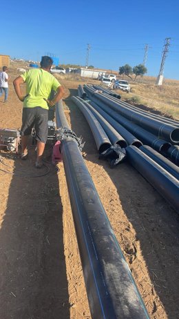 Obras para traer agua desde la Estación de Tratamiento de Agua Potable de Las Pajanosas a la de Guillena.