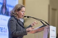 Calviño dice que la amnistía "no está sobre la mesa en este momento" y lamenta que González no encuentre su lugar