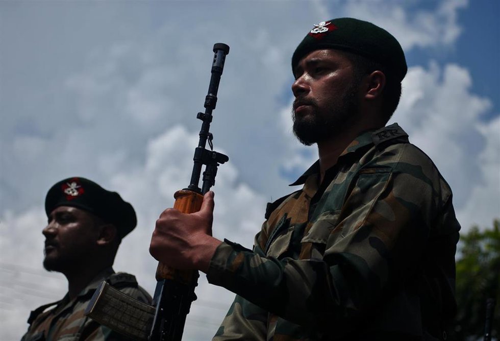 Archivo - Miltires del Ejército de India