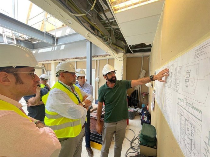 Visita a las obras que han supuesto una inversión presupuestaria de alrededor de un millón de euros.