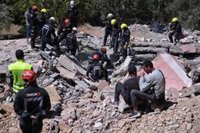 Una réplica de magnitud 4,6 sacude la zona cero del terremoto en Marruecos mientras los muertos ascienden a 3.000