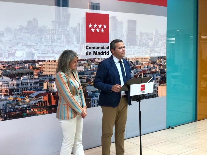 Jorge Rodrigo comparece ante la prensa en la oficina del Plan Alquila de la Comunidad de Madrid.