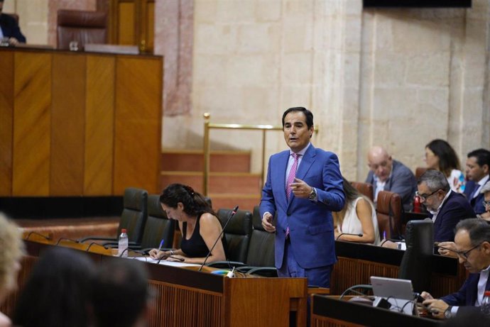 El consejero de Justicia, Administración Local y Función Pública, José Antonio Nieto