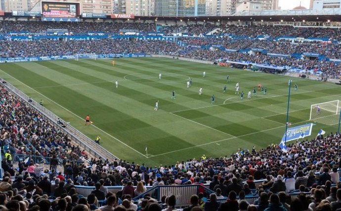 Archivo - Vista panorámica del estadio de La Romareda.