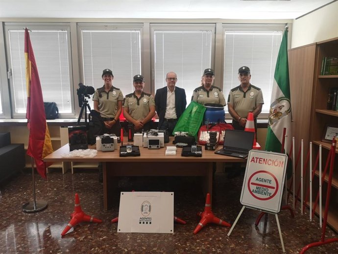 Nuevo material para los agentes de Medio Ambiente.