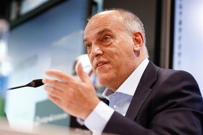Archivo - Javier Tebas, presidente de LaLiga, durante una rueda de prensa