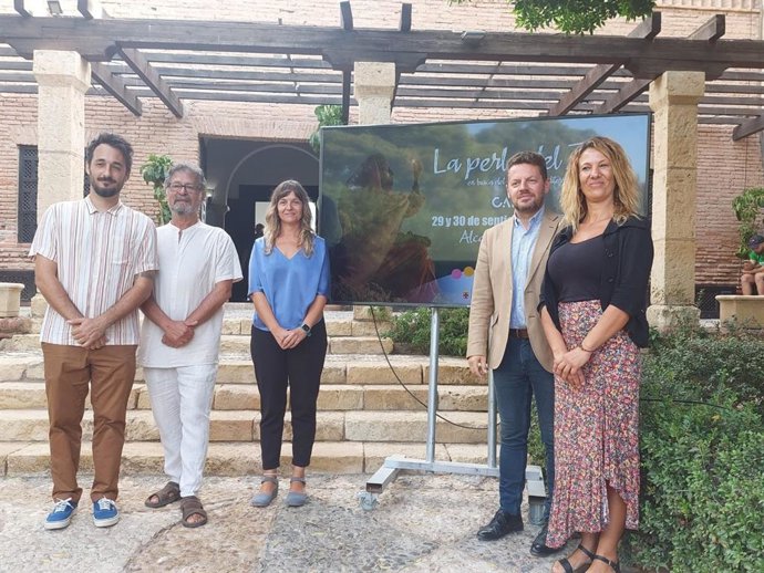 Presentación de la 'La Perla del Zoco' en la Alcazaba de Almería
