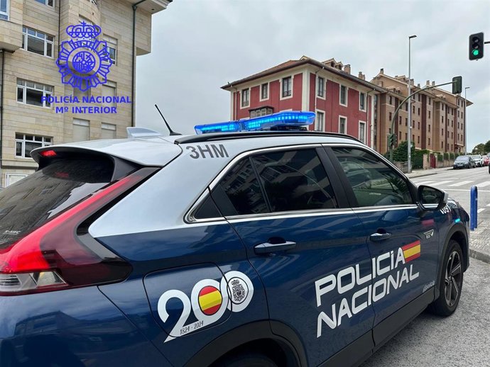 Coche de la Policía Nacional