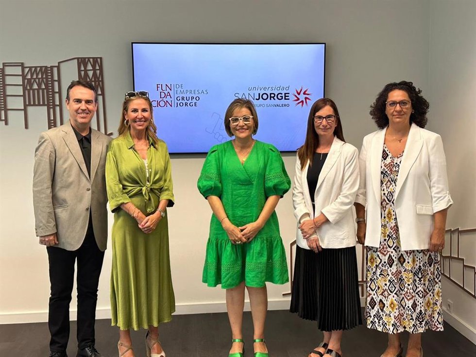 La USJ y la Fundación Grupo Jorge firman una cátedra para desarrollar proyectos de análisis e investigación.