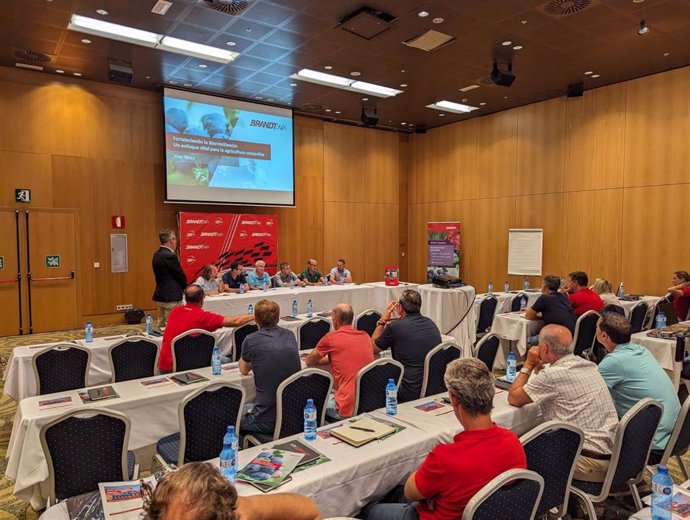 Brandt reúne en Murcia a expertos agrícolas para debatir sobre adaptación al cambio climático.