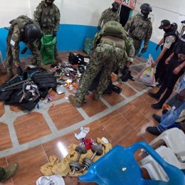 Registro militar y policial en una cárcel de Esmeraldas, Ecuador