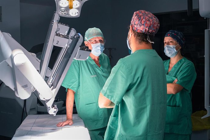 Archivo - Sanitarios del centro