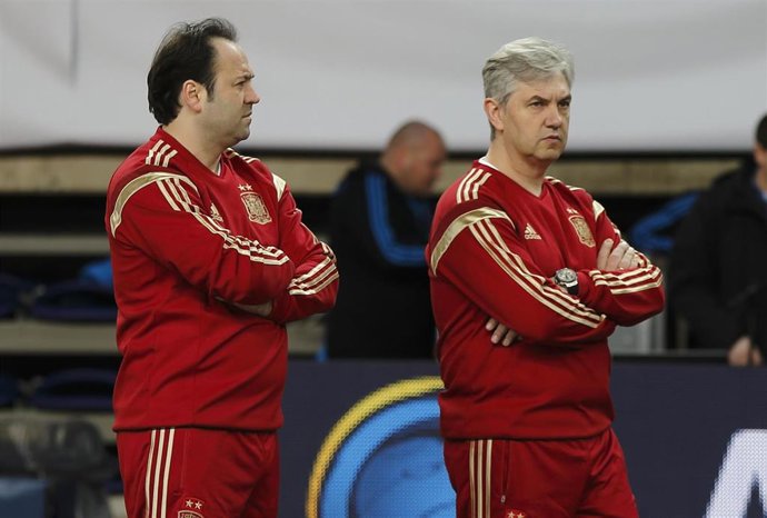 Archivo - José  Venancio López (dcha) junto a Fede Vidal antes de un partido