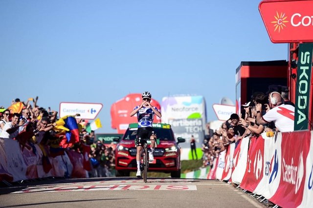 El belga Remco Evenepoel (Soudal Quick-Step), en La Cruz de Linares.