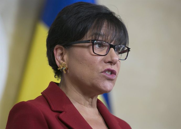 Archivo - October 26, 2015, Kyiv, Ukraine: U.S. Secretary of Commerce Penny Pritzker delivers remarks during a press conference with Ukrainian Prime Minister Arseniy Yatsenyuk following bilateral meetings, October 26, 2015 in Kyiv, Ukraine,