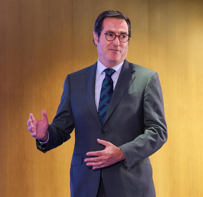 El presidente de la CEOE, Antonio Garamendi