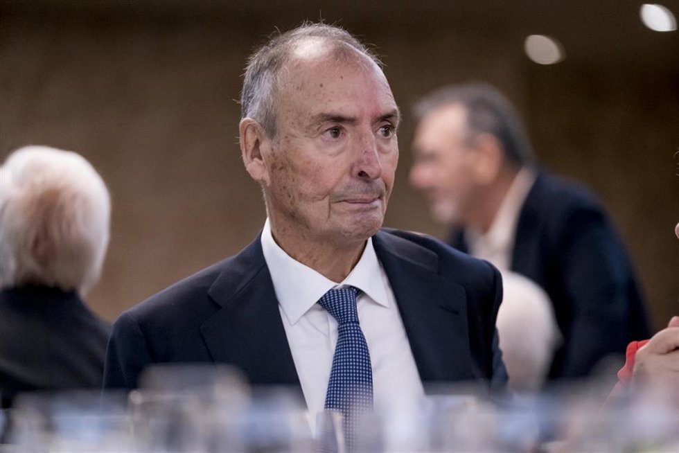 El expresidente del Senado, Juan José Laborda, durante la cena homenaje a él en el Hotel Meliá Castilla, a 14 de septiembre de 2023, en Madrid (España). Unas 150 personalidades, entre ellas exministros de PSOE y PP, han rendido homenaje al expresidente 